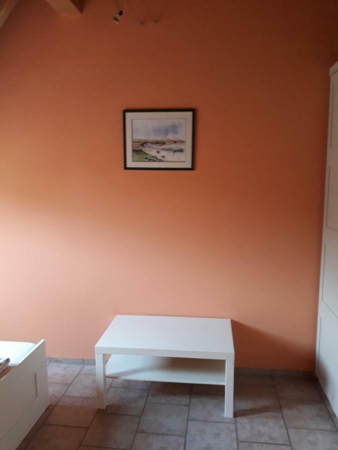 Gaestezimmer In Traumhafter Lage Neben Der Kurstadt Oberthulba ภายนอก รูปภาพ